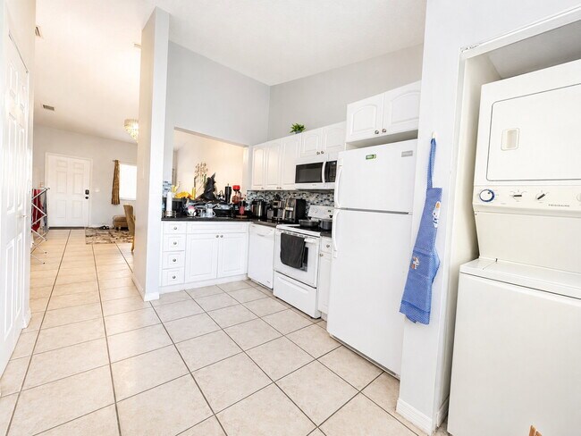 Foto del edificio - 7830 NW 6th St