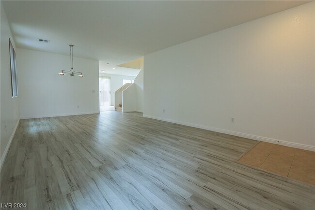 Foto del edificio - 3921 Buteo Ln