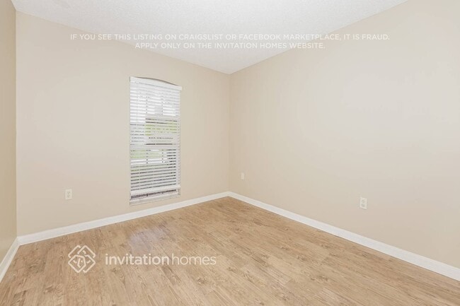 Building Photo - 7314 Carillon Ave