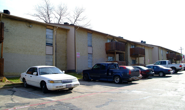Building Photo - Casa San Luis