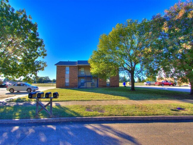 Foto del edificio - 624 Welston Cir