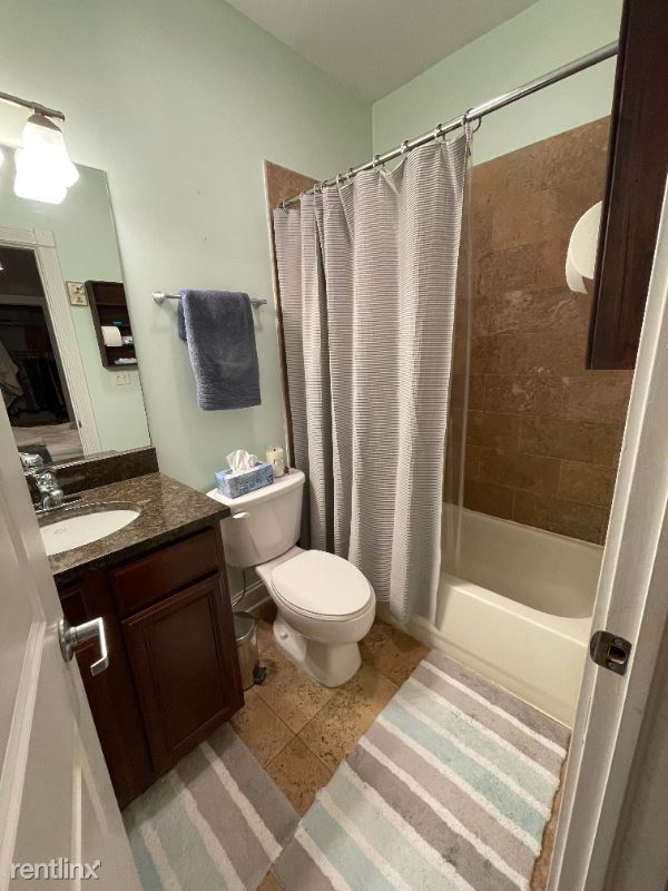 Foto del edificio - 2 br, 2 bath Condo - 6414 N Hoyne 2E Unit 2E