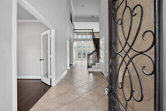 Building Photo - 6535 Arroyo Springs Ln
