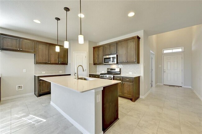 Foto del edificio - 2212 Montesol Ln