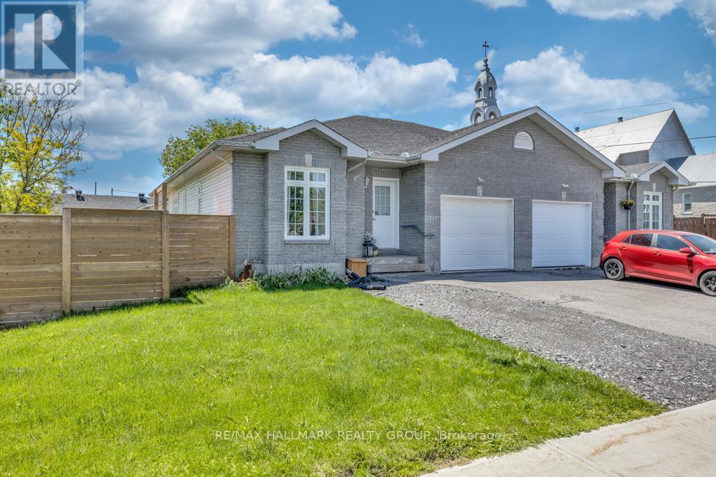 Photo principale - 713 Brebeuf St