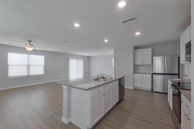 Foto del edificio - 8644 SW 44th Ct