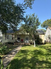 Building Photo - 1405 N 40th St