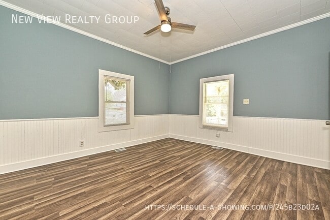 Building Photo - 408 S 12th St