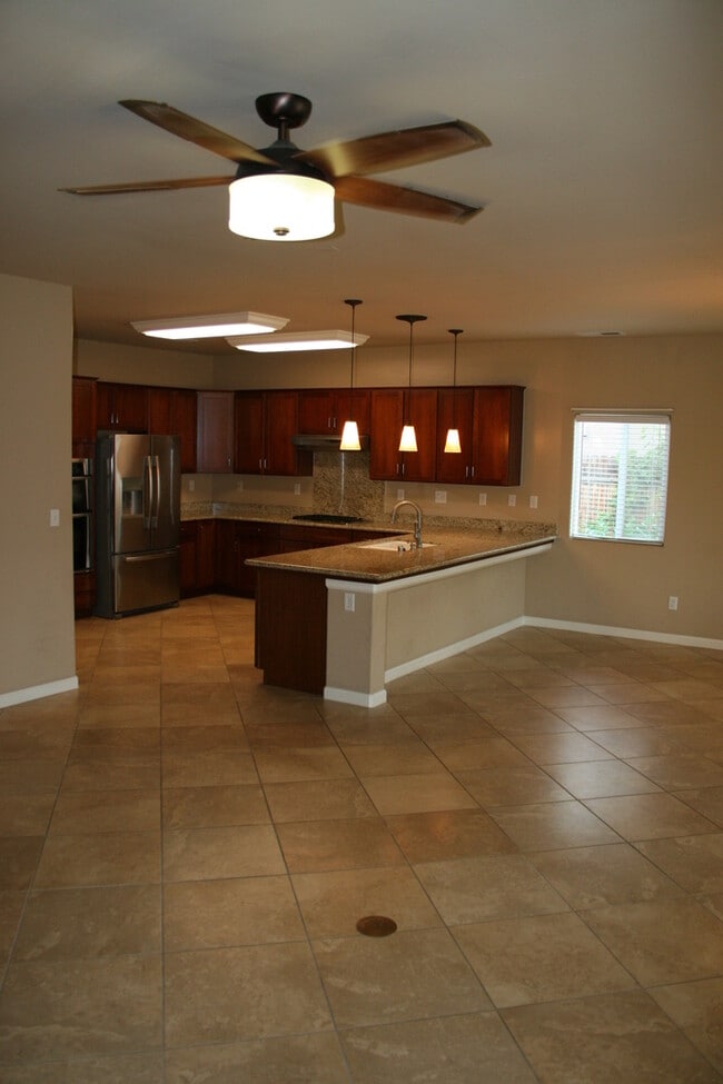 Building Photo - 12606 Willowdale Dr