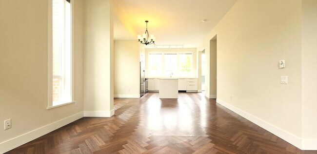 Building Photo - 15898 27 Av