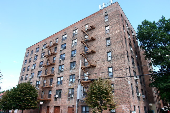 147-05 Sanford Ave, Flushing, NY 11355 - Apartments in Flushing, NY ...