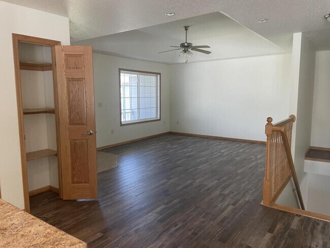 Foto del edificio - 1908 Crooked Ave