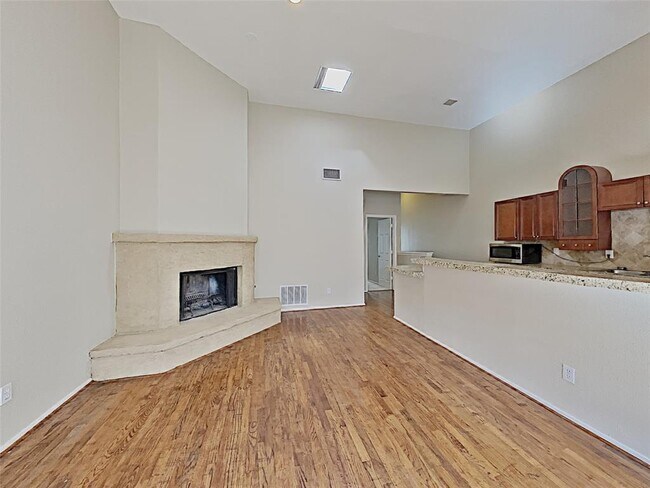 Foto del edificio - 3936 Travis St