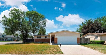 Building Photo - 5603 Centerbrook Dr