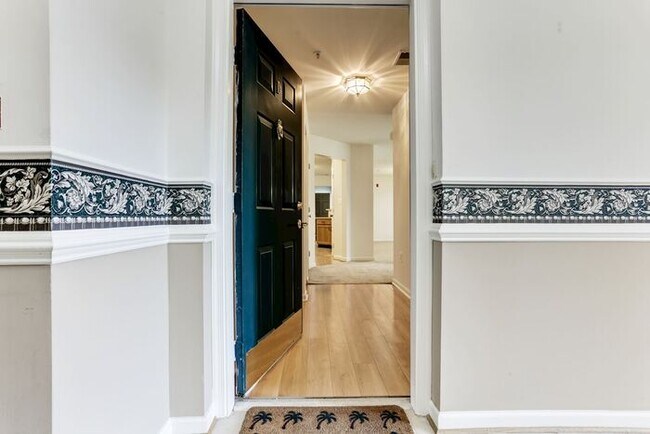 Building Photo - 502 Leahy Ct