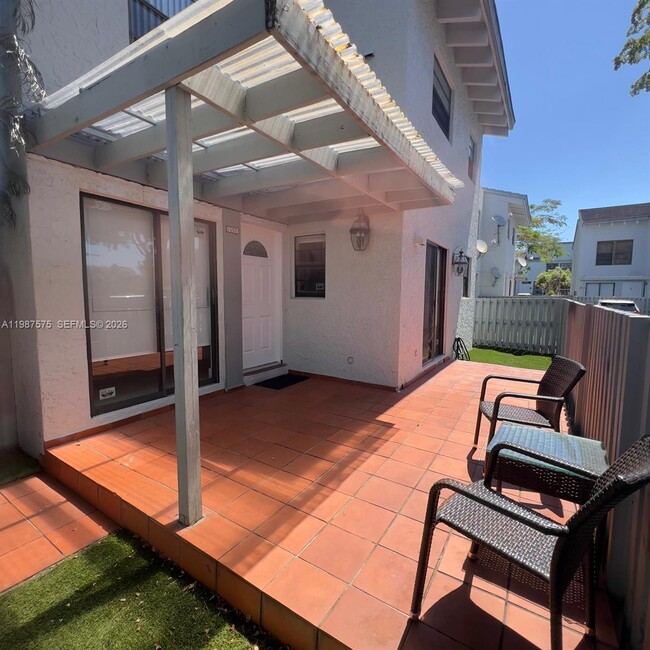 Building Photo - 10550 NW 7th Terrace