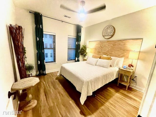 Foto del edificio - 1 br, 1 bath House - 940 NW Pryor Rd