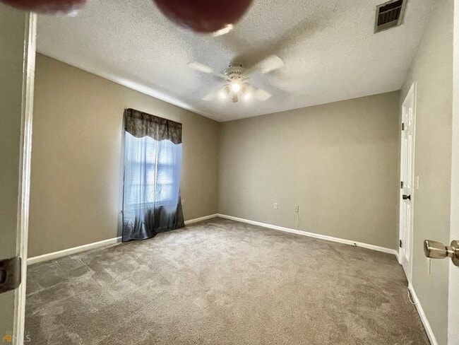 Building Photo - 230 Lanier Dr