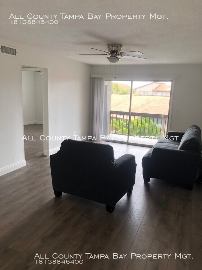 Foto del edificio - 6312 Newtown Cir