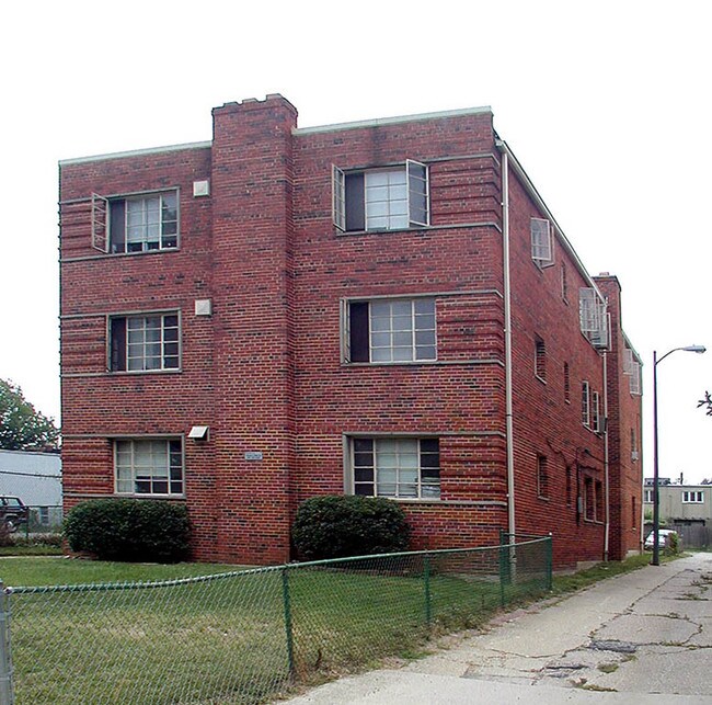 Alternate Building View - 1621 E Capitol St SE