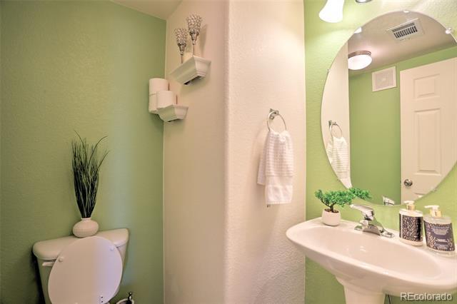 Foto del edificio - 1535 S Florence Way