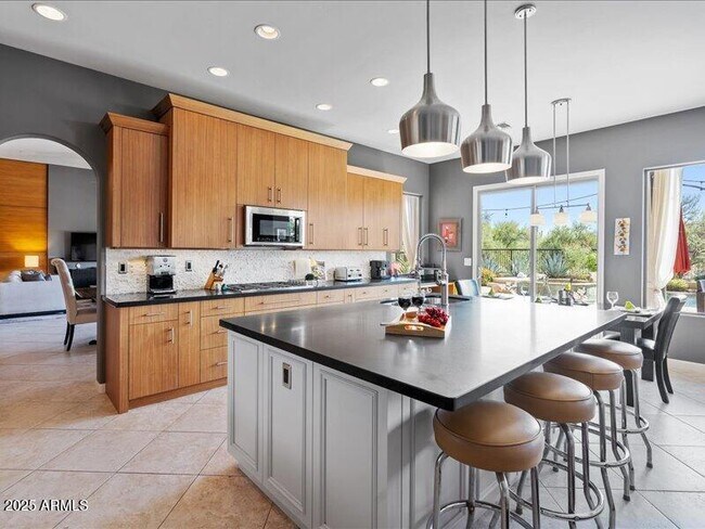 Foto del edificio - 5447 E Ron Rico Rd