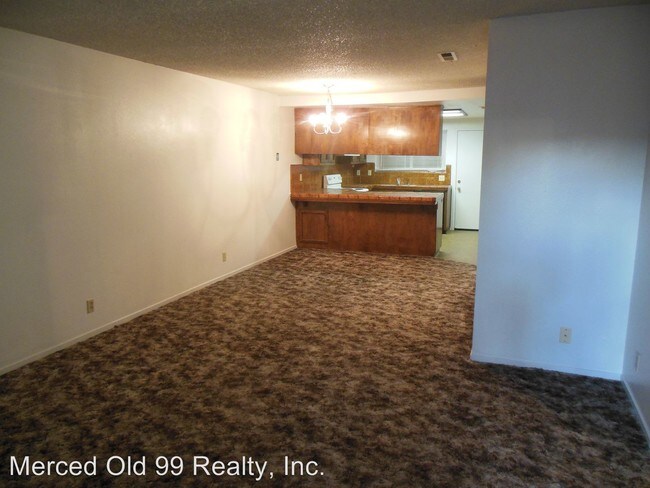 Building Photo - 1706 Conestoga Dr