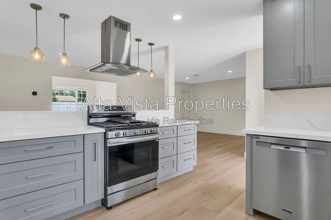 Foto del edificio - 13438 Buxton Ave