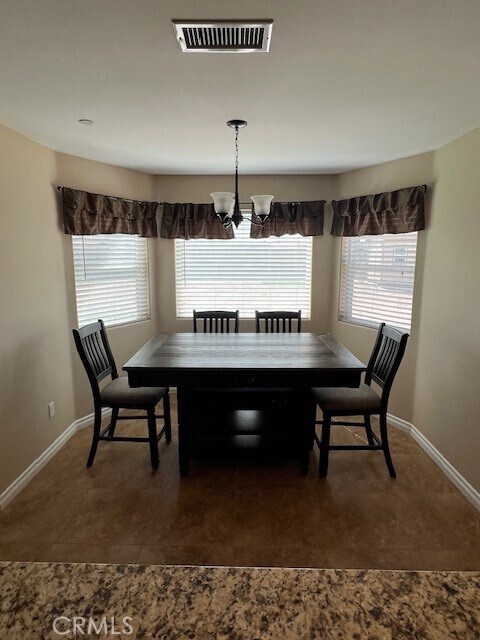 Foto del edificio - 17915 Westlawn St