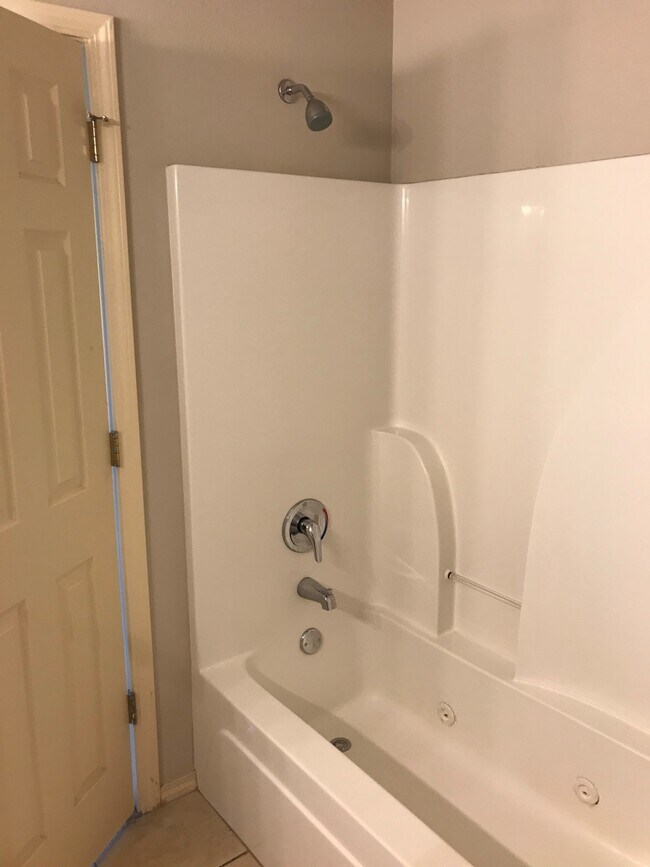 Foto del edificio - 800 SW Sandrock Rd