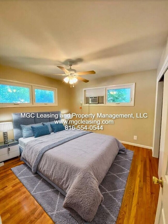 Foto del edificio - Charming Ranch Style Home Minutes From Downtown Lee's Summit