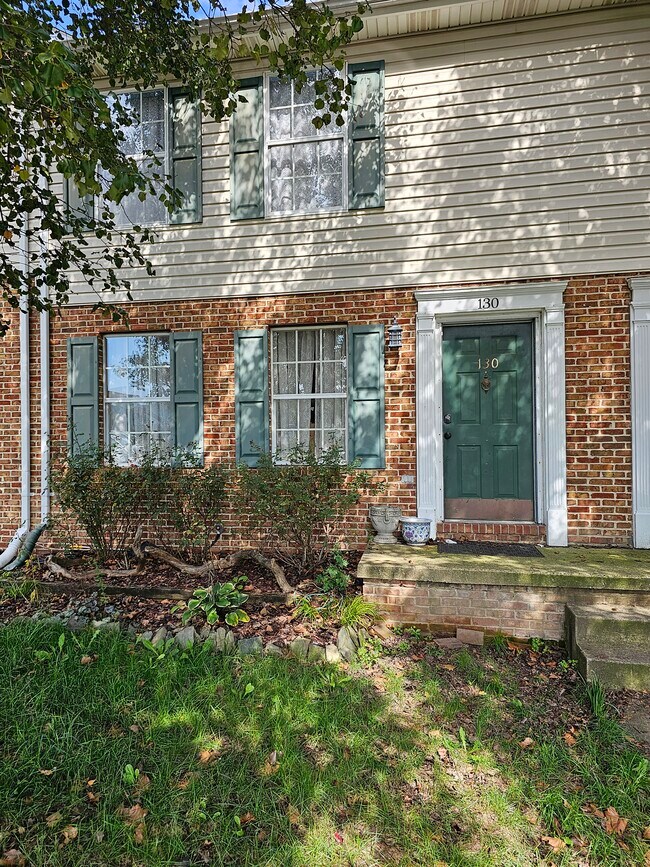 130 Little River Dr, Winchester, VA 22602 Townhome Rentals in