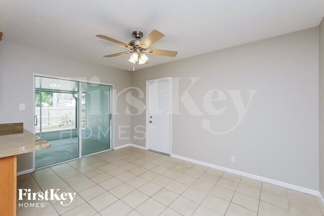 Foto del edificio - 2210 Boxwood Way
