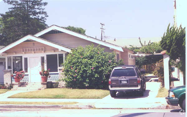 Primary Photo - 3041 E Corto Pl