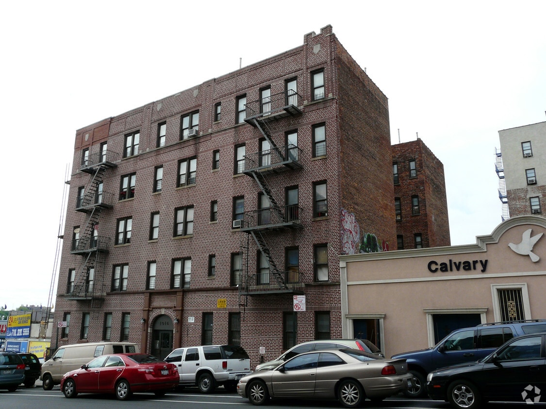 1016 E 174th St, Bronx, NY 10460 - 1016 E 174th St Bronx, NY 10460
