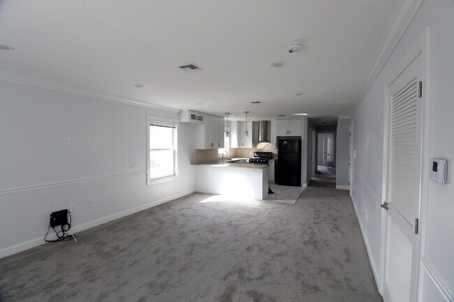 Foto del edificio - 322 Cross St