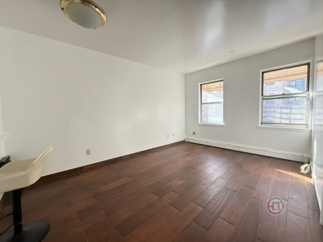 Photo - 1682 Topping Ave Townhome