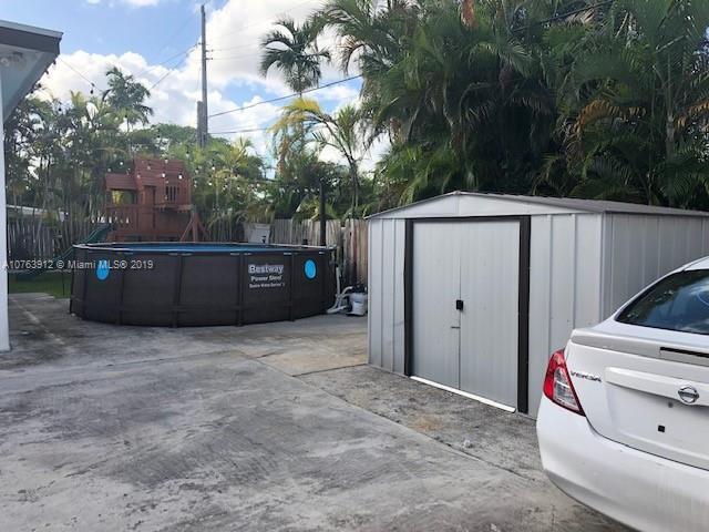 Foto del edificio - 8331 SW 31st St
