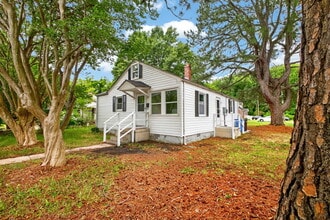 Building Photo - 900 Partridge Ave