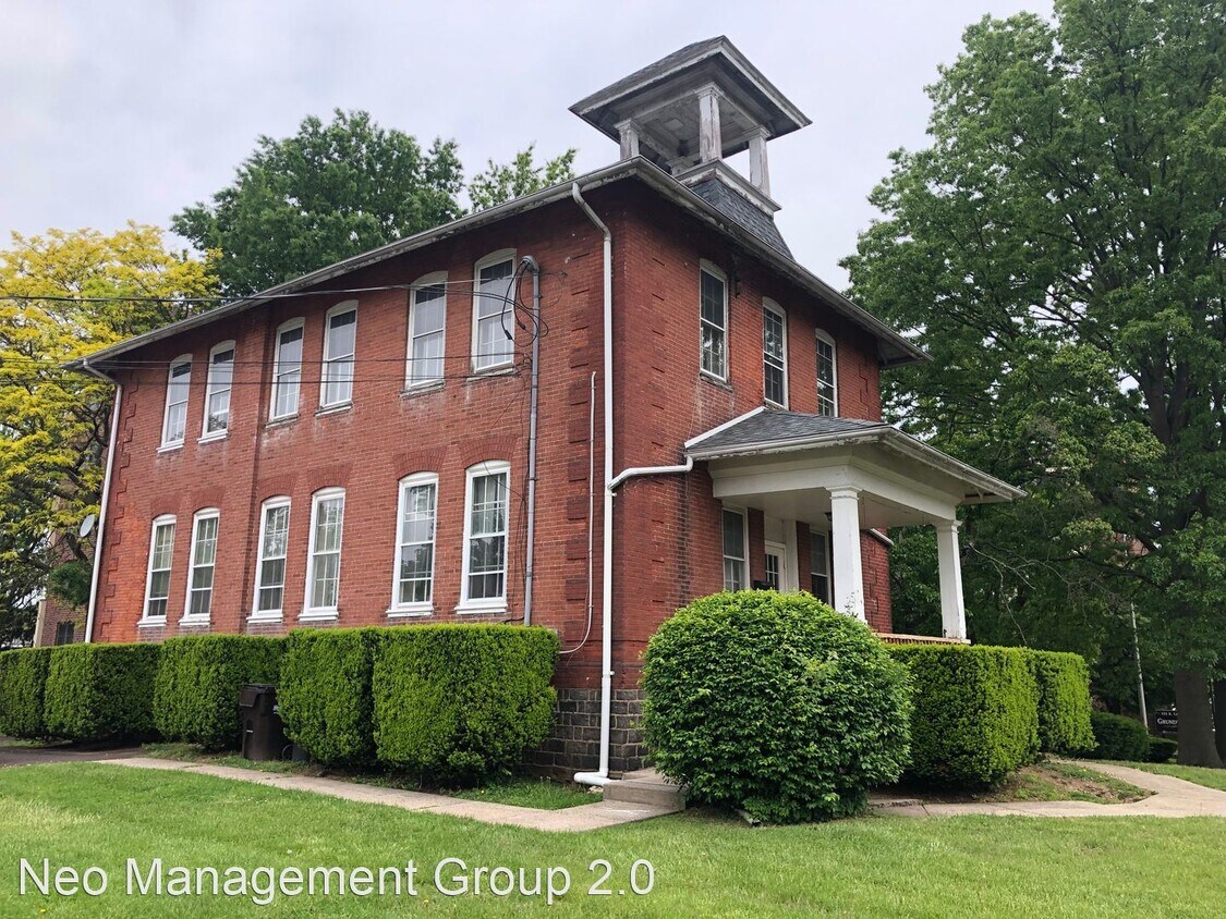 Primary Photo - 2 br, 2 bath House - 7 N Hamilton St #3