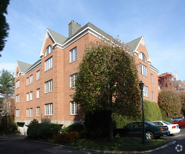 Foto del edificio - 33 W Putnam Ave