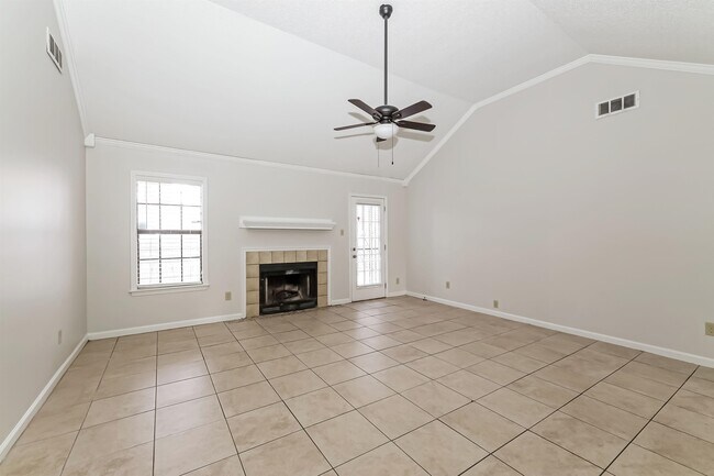Building Photo - 7512 Val Marie Ln