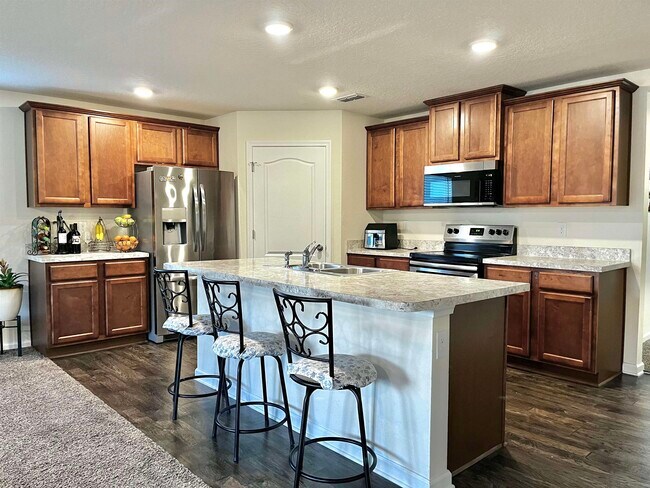 Foto del edificio - 124 Cody St