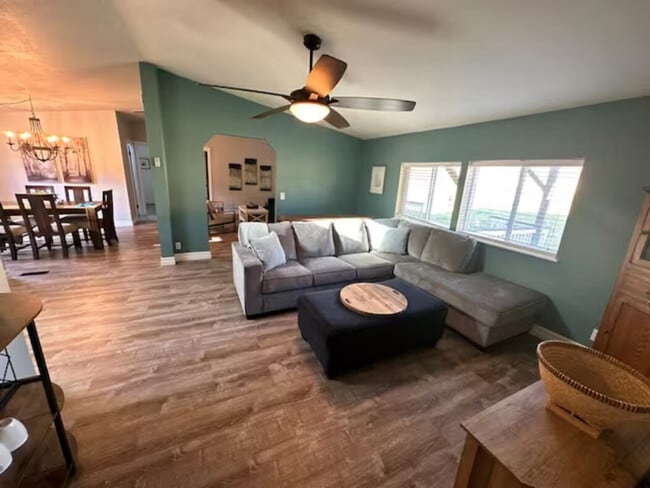 Building Photo - 6554 OR-238