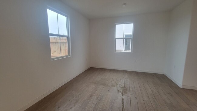 Building Photo - 12505 Camino Glorieta, Bakersfield, CA 93311