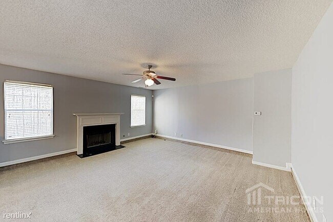 Building Photo - 455 Milton Dr
