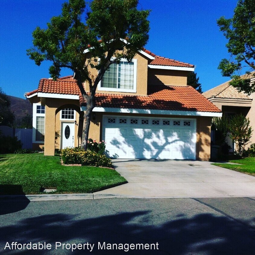 Foto principal - 3 br, 3 bath House - 1325 Memphis Court