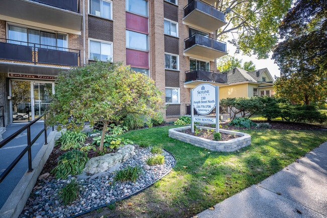 Building Photo - Embassy Apartments