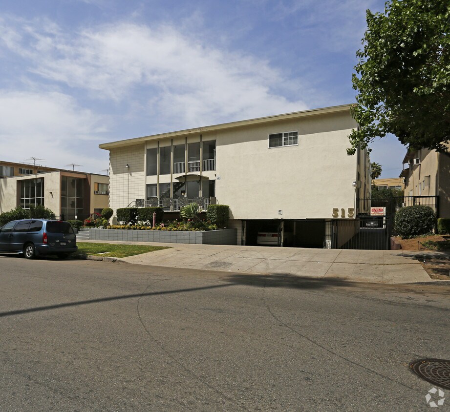 Building Photo - 515 S Kingsley Dr