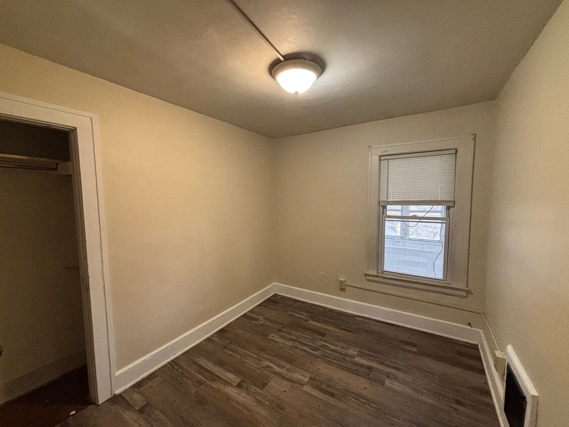 Foto del edificio - 72 Virginia Ave